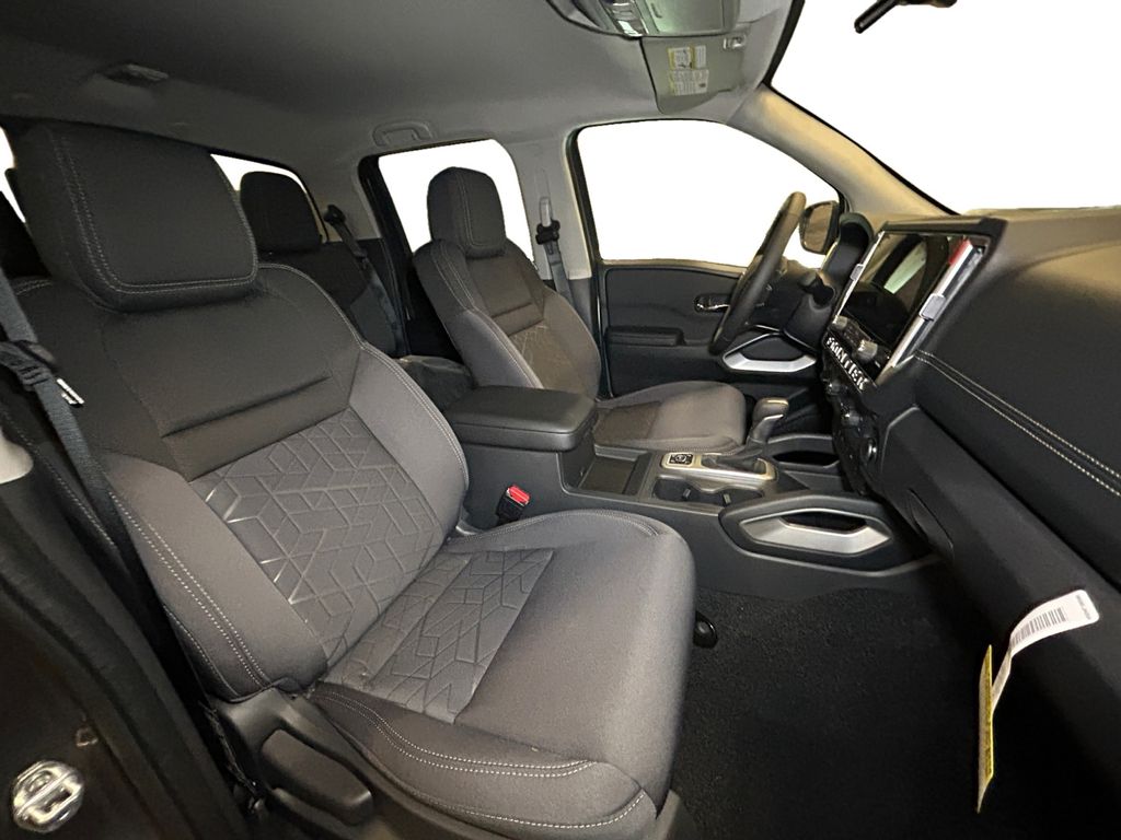 2026 Nissan Frontier SV - Photo 15