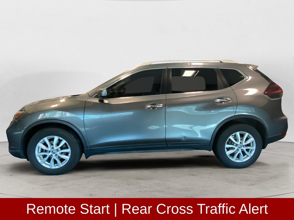 2019 Nissan Rogue SV photo 2