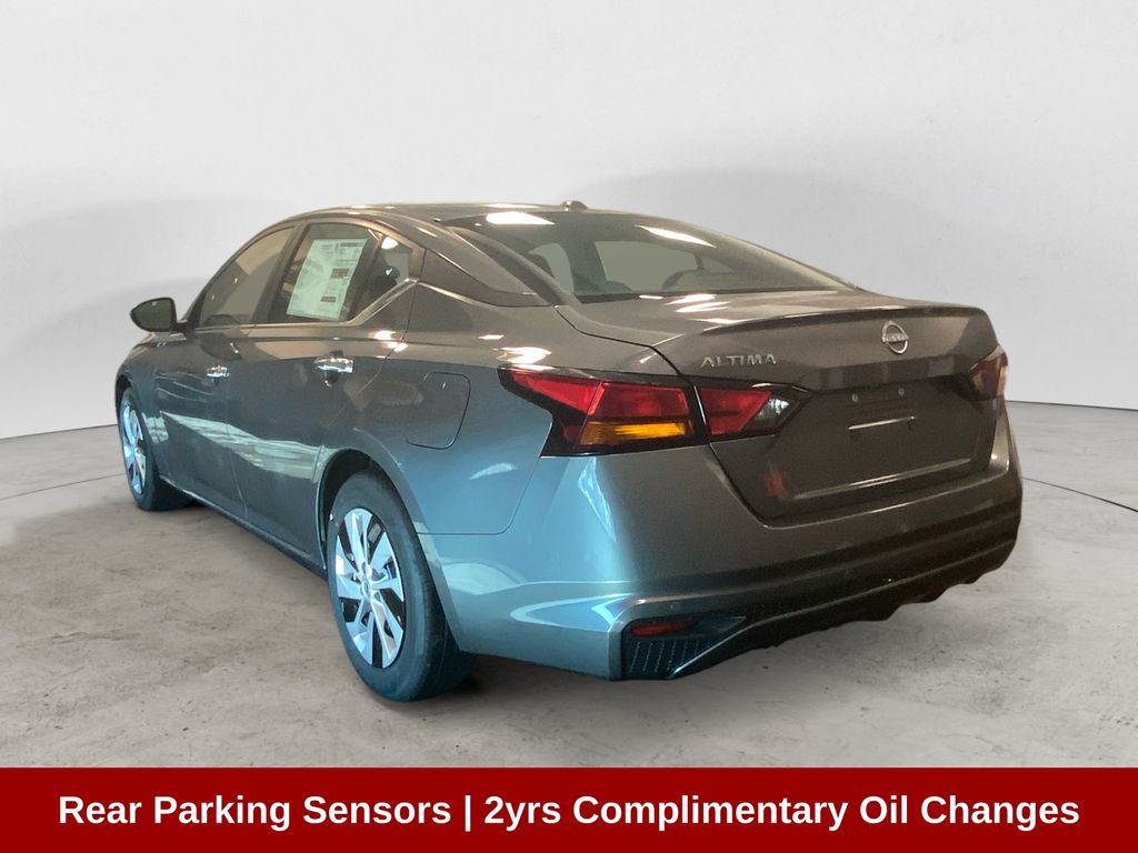 2025 Nissan Altima S photo 3