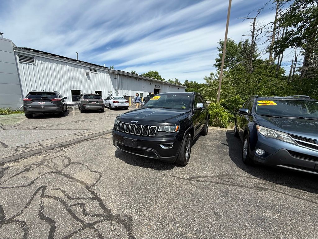 Used 2018 Jeep Grand Cherokee Limited with VIN 1C4RJFBG0JC200619 for sale in Topsham, ME