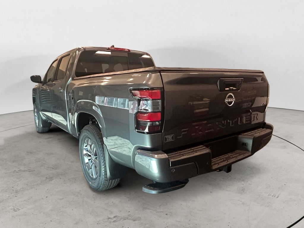 2026 Nissan Frontier SV photo 2