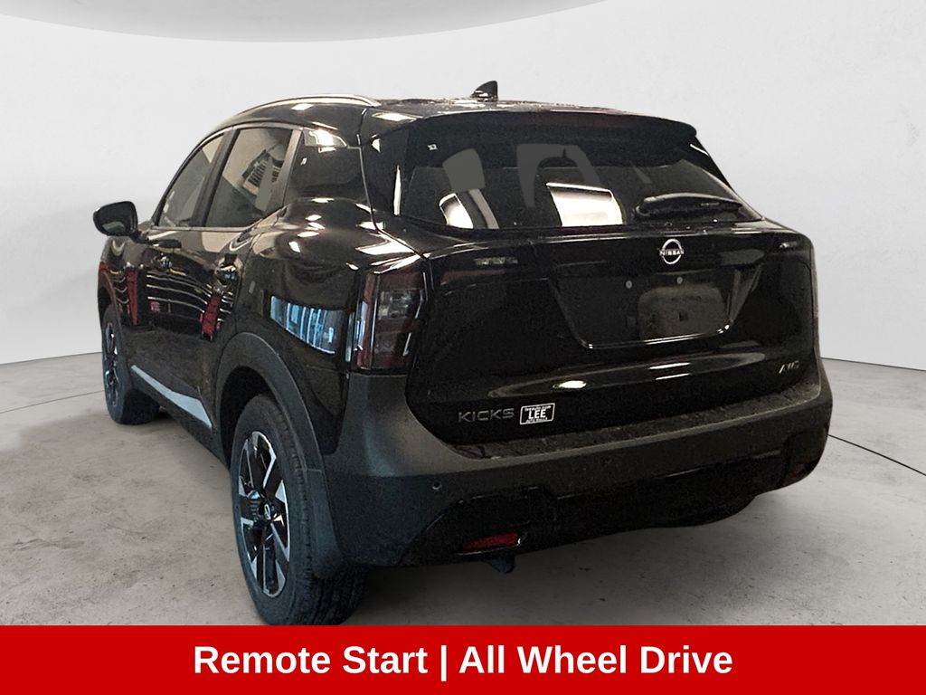 2026 Nissan Kicks SV photo 2