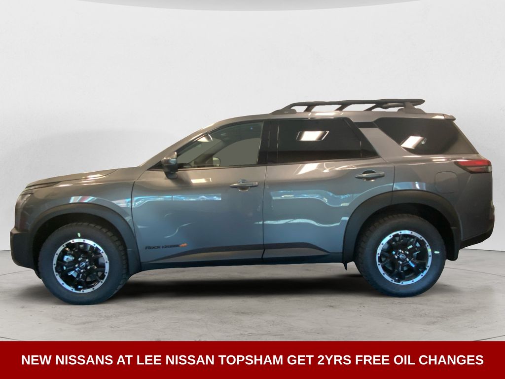 2025 Nissan Pathfinder Rock Creek photo 2