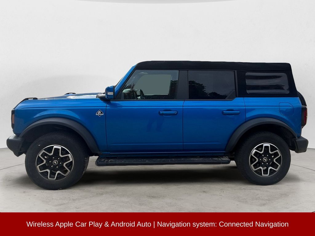 2023 Ford Bronco Outer Banks photo 2