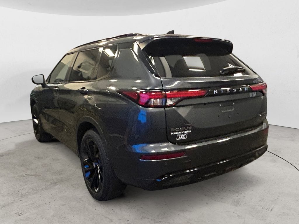 New 2026 Nissan Rogue Plug-In Hybrid Platinum SUV