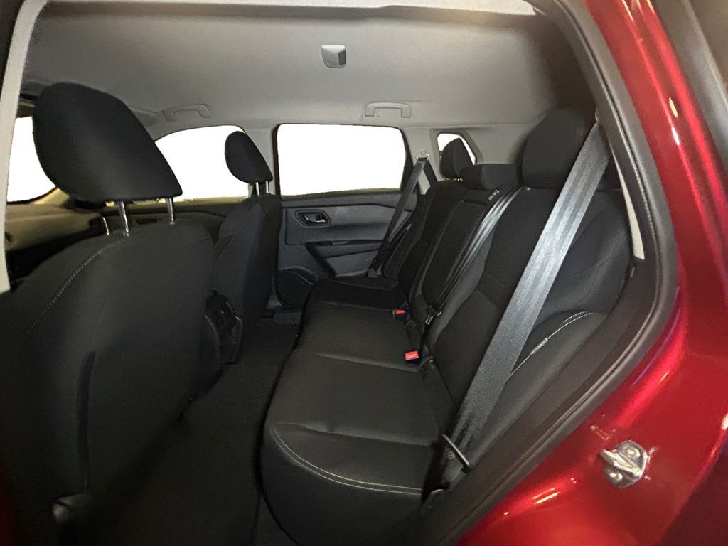 2026 Nissan Rogue S - Photo 13