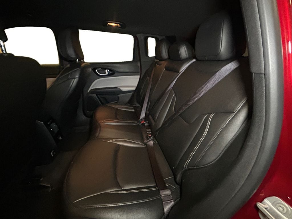 2025 Jeep Compass Limited - Photo 14