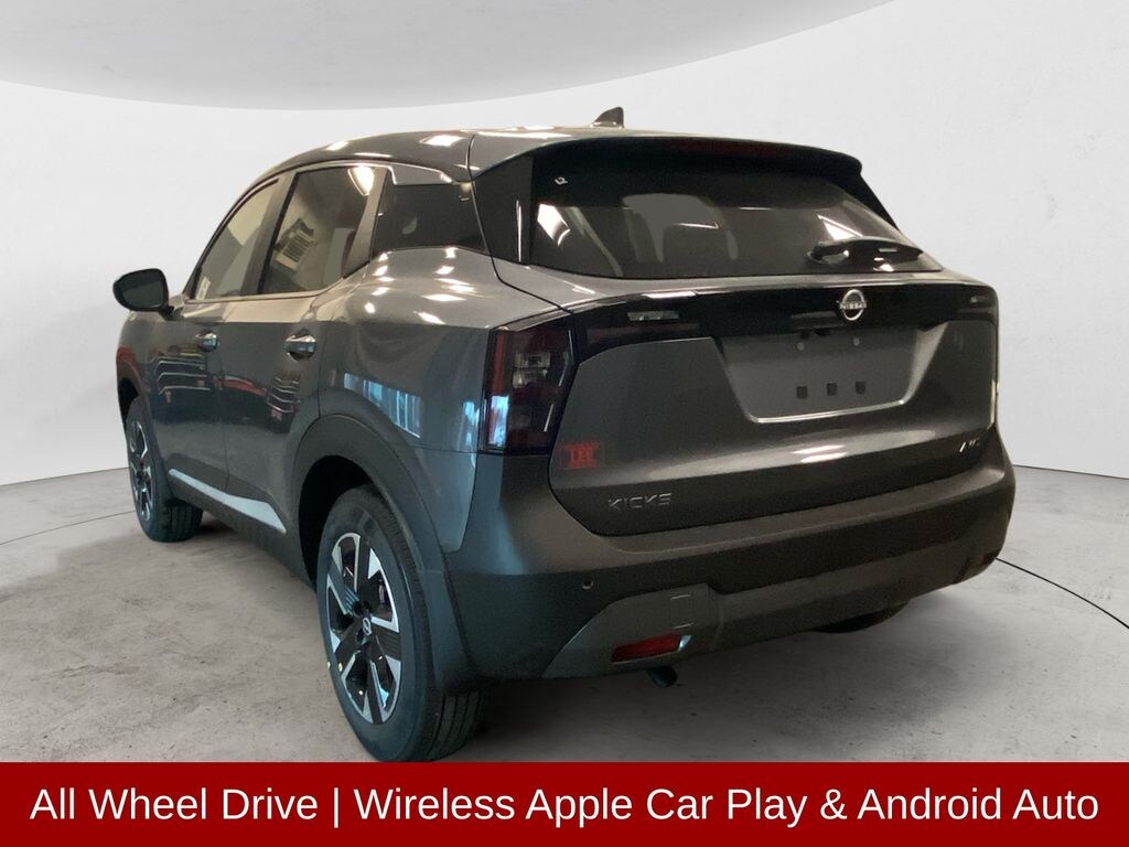 Used 2025 Nissan Kicks SV SUV