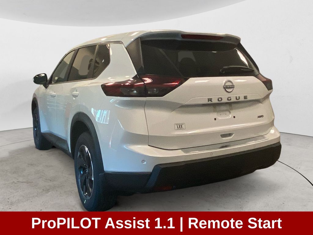 2026 Nissan Rogue SV photo 2