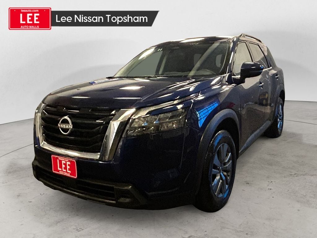 Used 2025 Nissan Pathfinder SV SUV