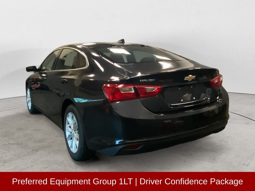 2023 Chevrolet Malibu 1LT photo 3