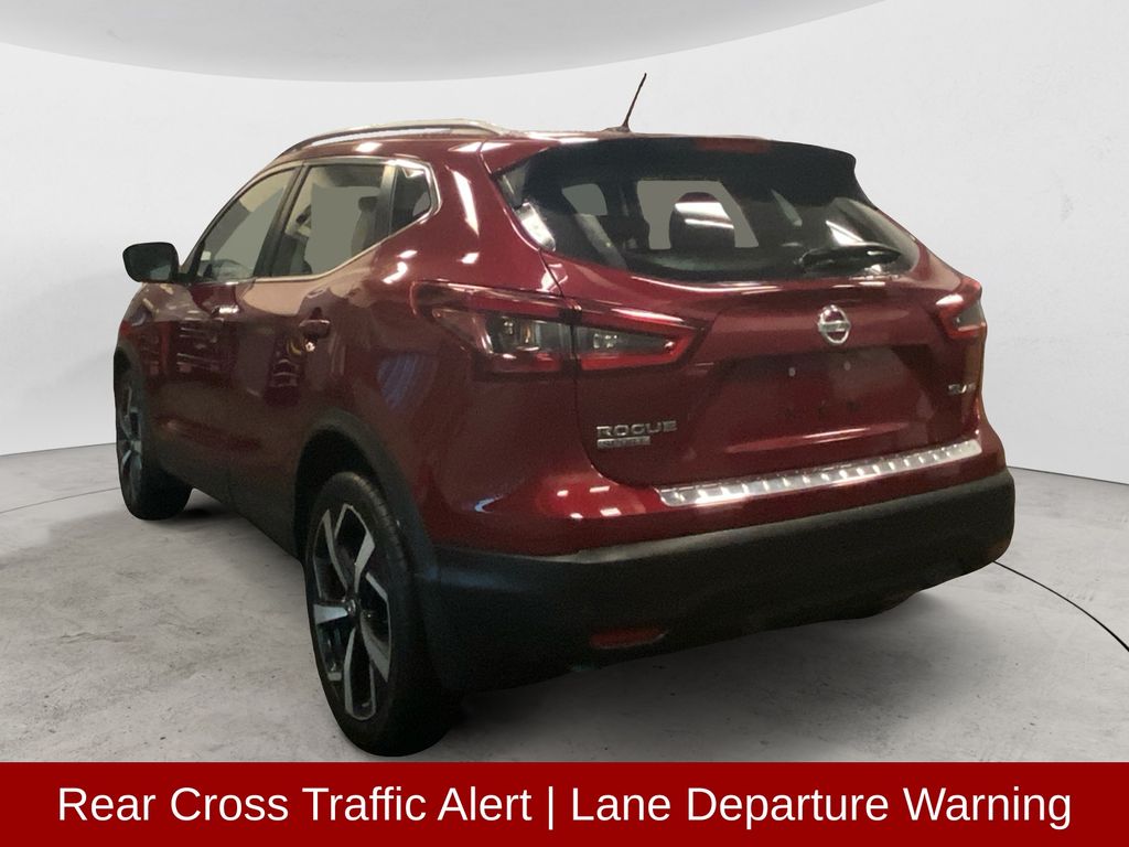2022 Nissan Rogue Sport SL photo 3