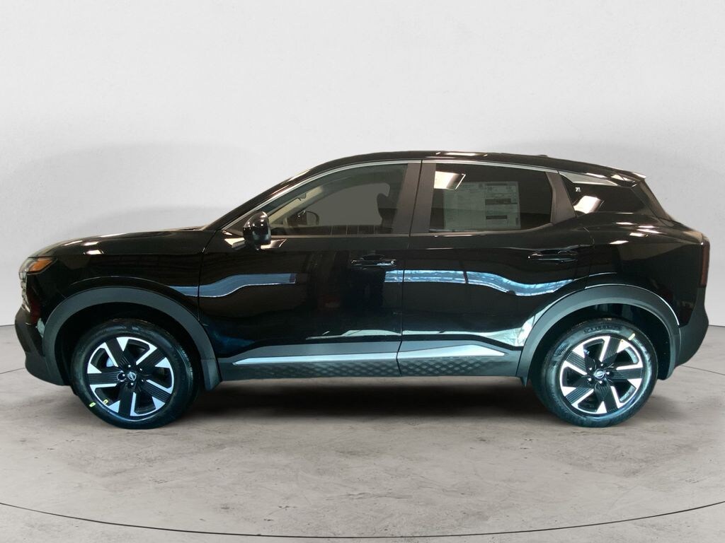 Used 2025 Nissan Kicks SV SUV