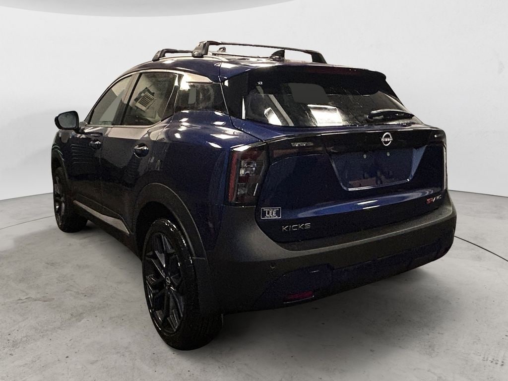 New 2026 Nissan Kicks SR SUV