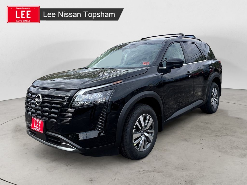 2026 Nissan Pathfinder SL 4WD's photo
