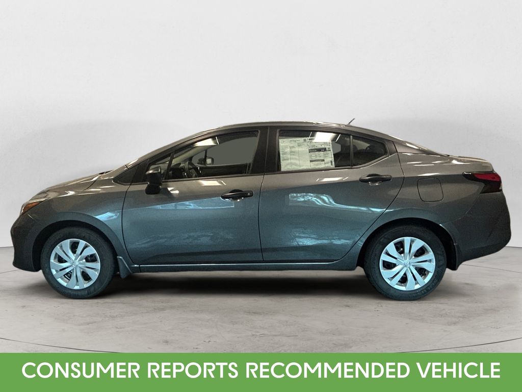 2025 Nissan Versa 1.6 S photo 2