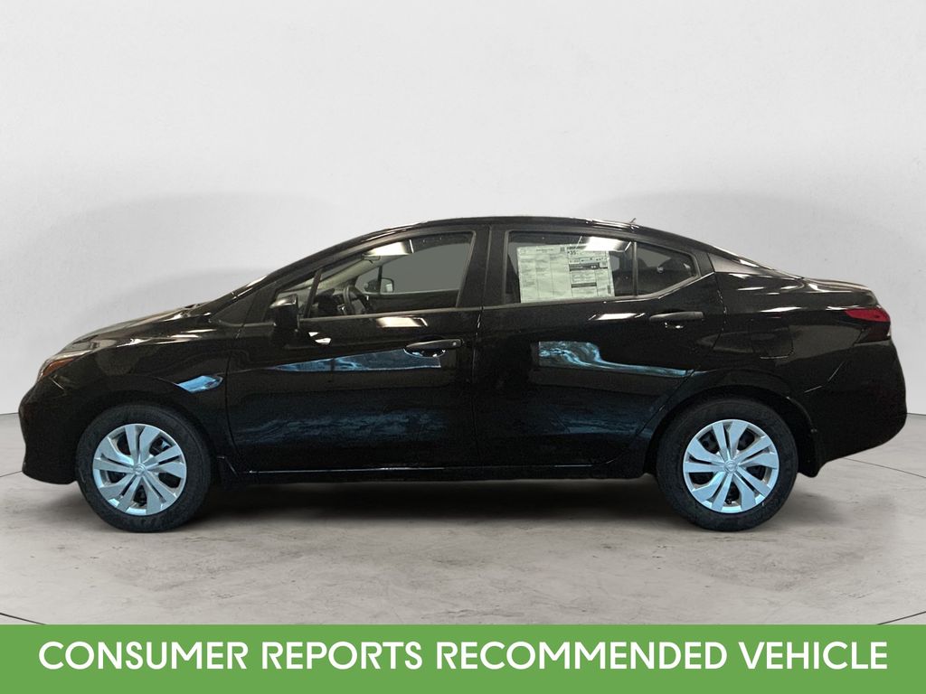 2025 Nissan Versa 1.6 S photo 2