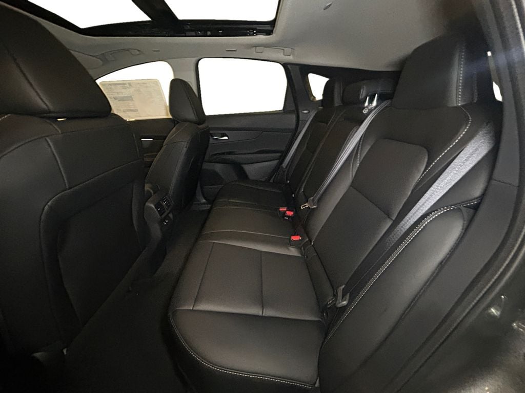 2026 Nissan Murano SL - Photo 14