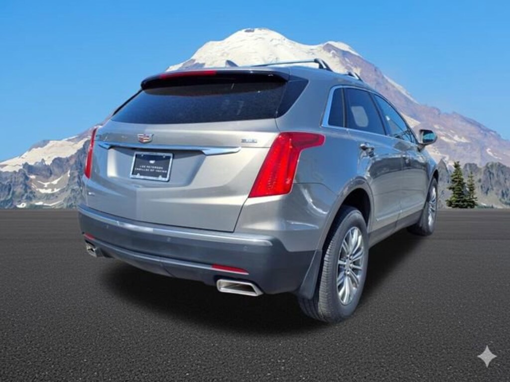 Used 2017 CADILLAC XT5 Luxury AWD SUV