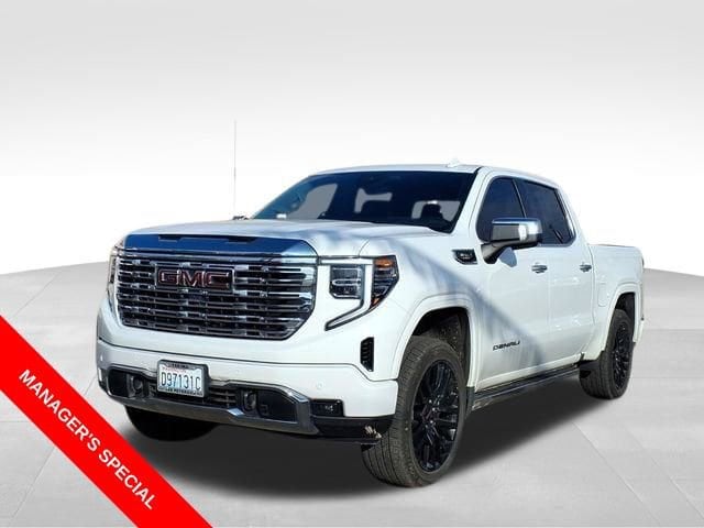 2024 GMC Sierra 4WD Crew Cab Short Box Denali's photo