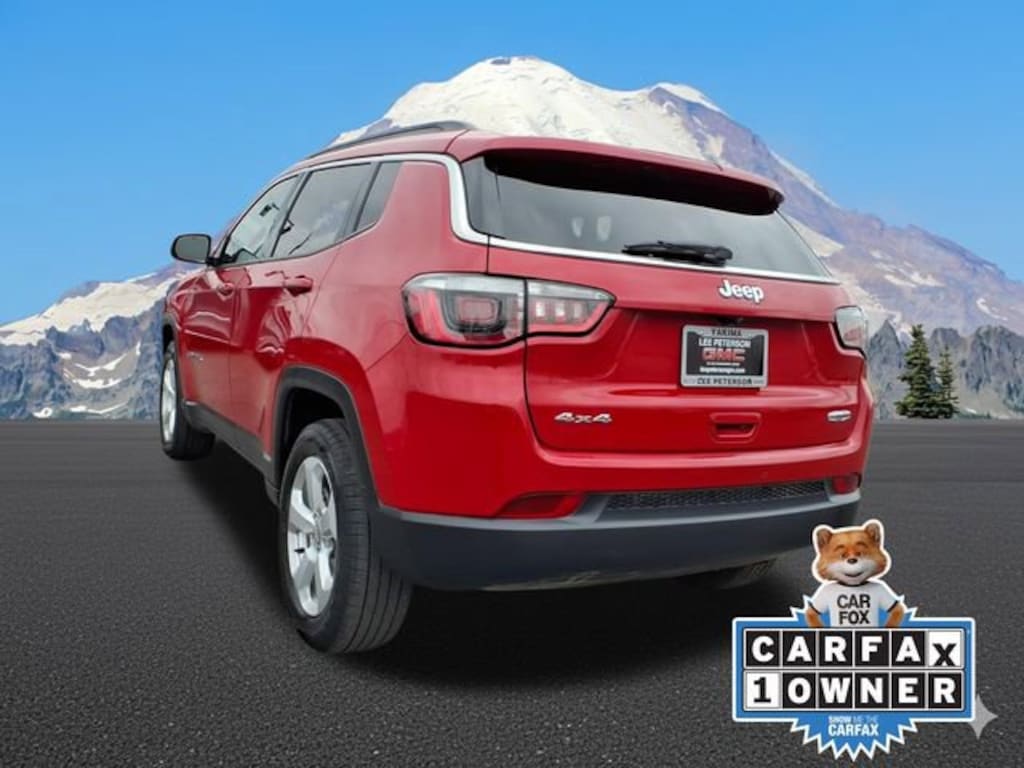 Used 2018 Jeep Compass Latitude SUV