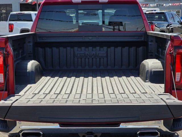 2026 GMC Sierra 1500 SLT - Photo 14