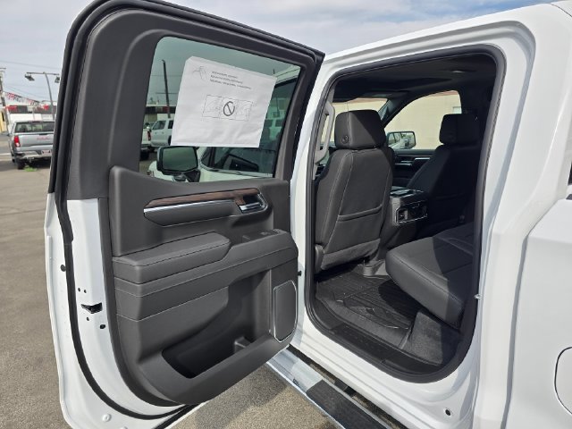2026 GMC Sierra 1500 SLT - Photo 15