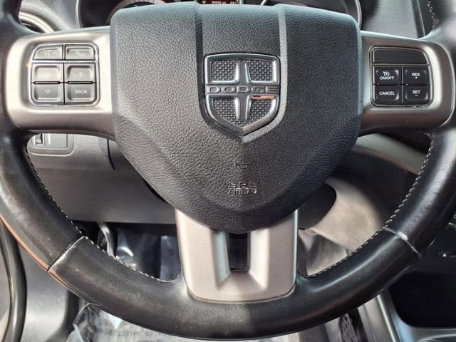 2020 Dodge Journey Crossroad - Photo 16