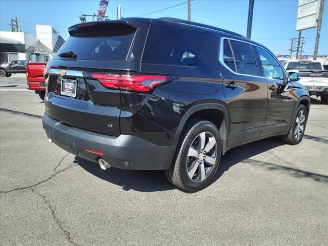 Used 2023 Chevrolet Traverse 3LT with VIN 1GNEVHKW4PJ157842 for sale in Yakima, WA