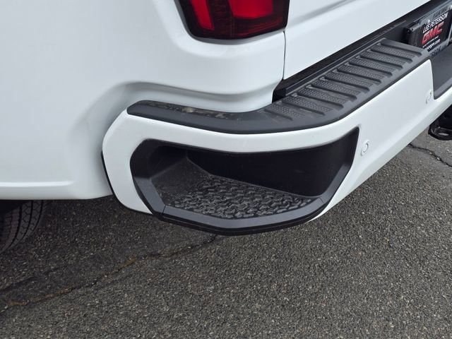 2026 GMC Sierra 3500HD Denali - Photo 15