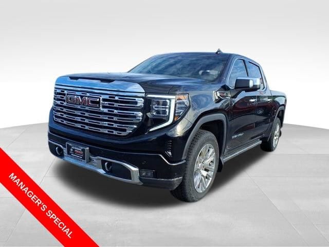 2023 GMC Sierra 4WD Crew Cab Short Box Denali's photo