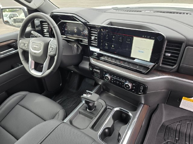 2026 GMC Sierra 1500 SLT - Photo 11
