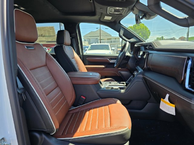 2026 GMC Sierra 3500HD Denali Ultimate - Photo 10