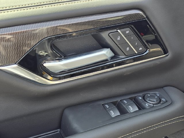 2026 GMC Yukon Elevation - Photo 21