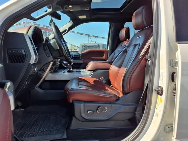 2019 Ford F-150 Platinum - Photo 12