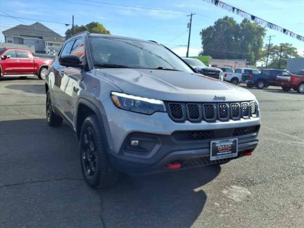 Used 2023 Jeep Compass Trailhawk SUV
