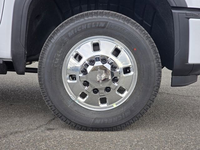 2026 GMC Sierra 3500HD Denali - Photo 9
