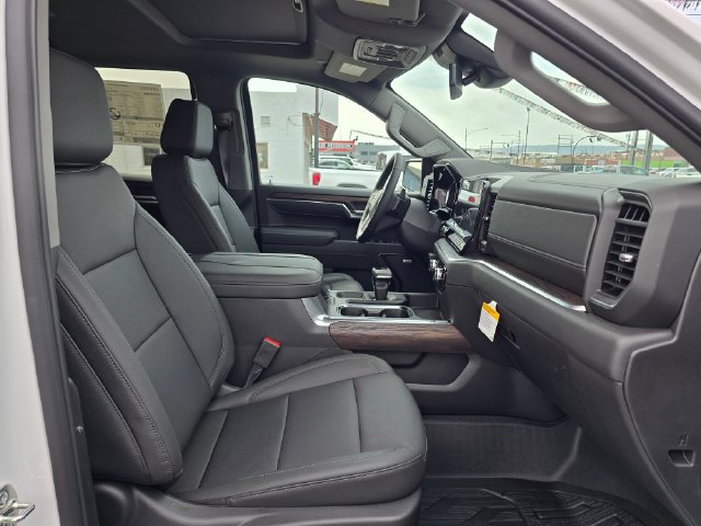 2026 GMC Sierra 1500 SLT - Photo 10