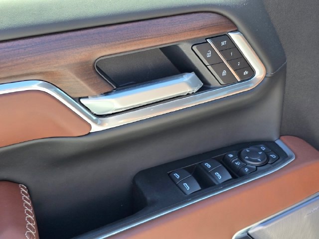 2026 GMC Sierra 3500HD Denali Ultimate - Photo 20