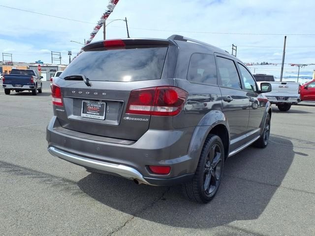 Used 2020 Dodge Journey Crossroad with VIN 3C4PDCGB9LT272467 for sale in Yakima, WA