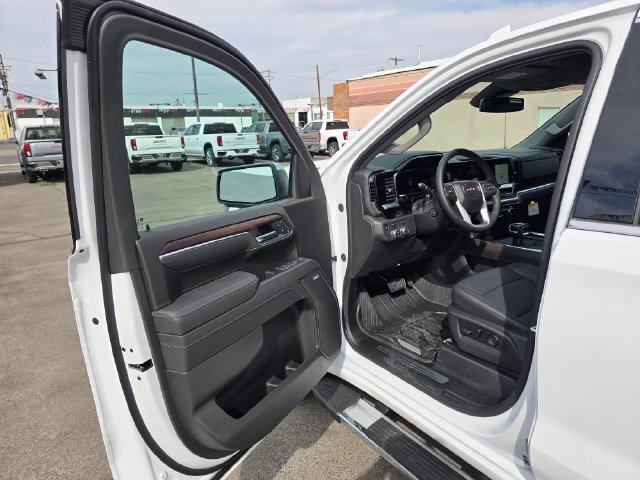 2026 GMC Sierra 1500 SLT - Photo 19