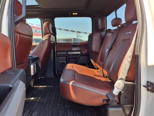 2019 Ford F-150 Platinum - Photo 13
