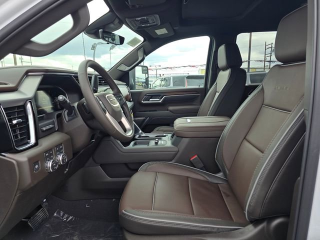 2026 GMC Sierra 3500HD Denali - Photo 23