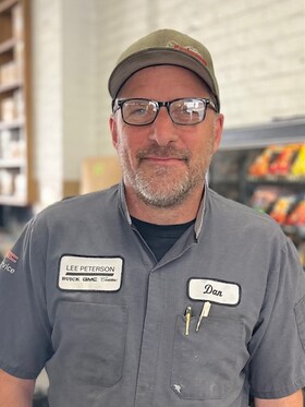 Staff member DAN SMITH from 751740f90779