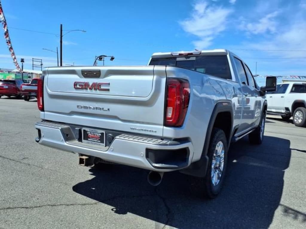 Used 2022 GMC Sierra 2500 HD Denali Truck Crew Cab
