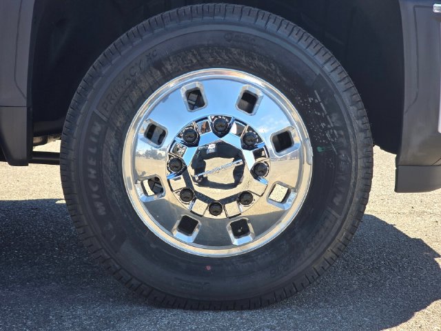 2026 GMC Sierra 3500HD Denali Ultimate - Photo 9