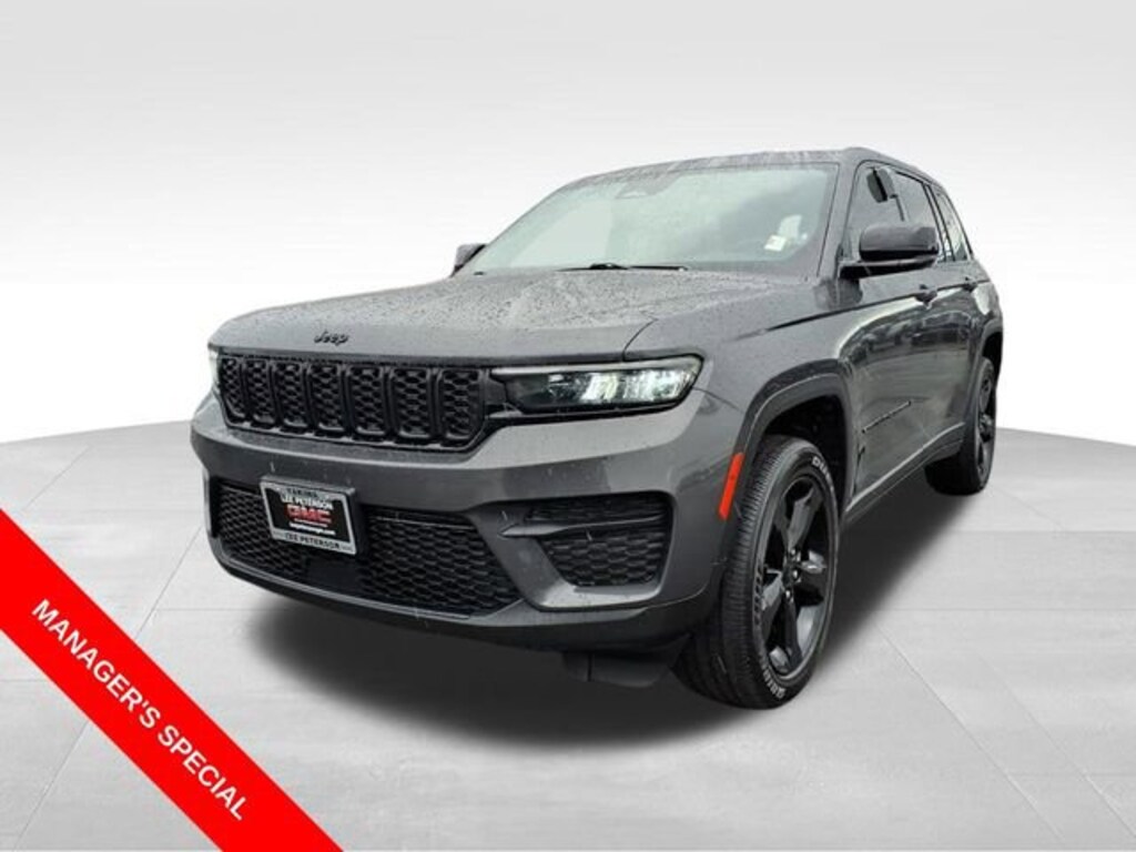 Used 2023 Jeep Grand Cherokee Altitude SUV