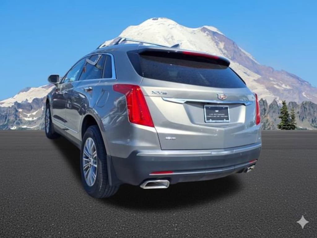 Used 2017 CADILLAC XT5 Luxury AWD SUV