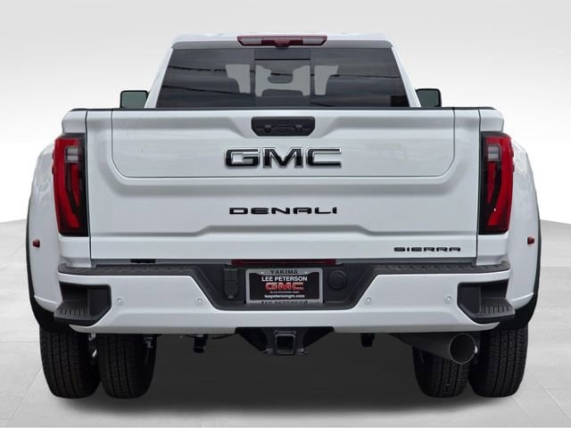 2026 GMC Sierra 3500HD Denali - Photo 4