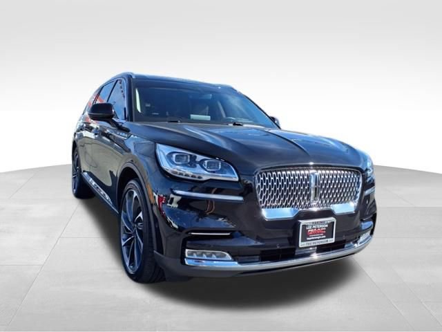 2023 Lincoln Aviator Reserve photo 3